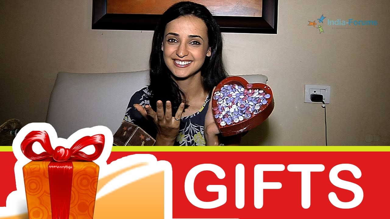 Sanaya Irani Gift Segment - 02