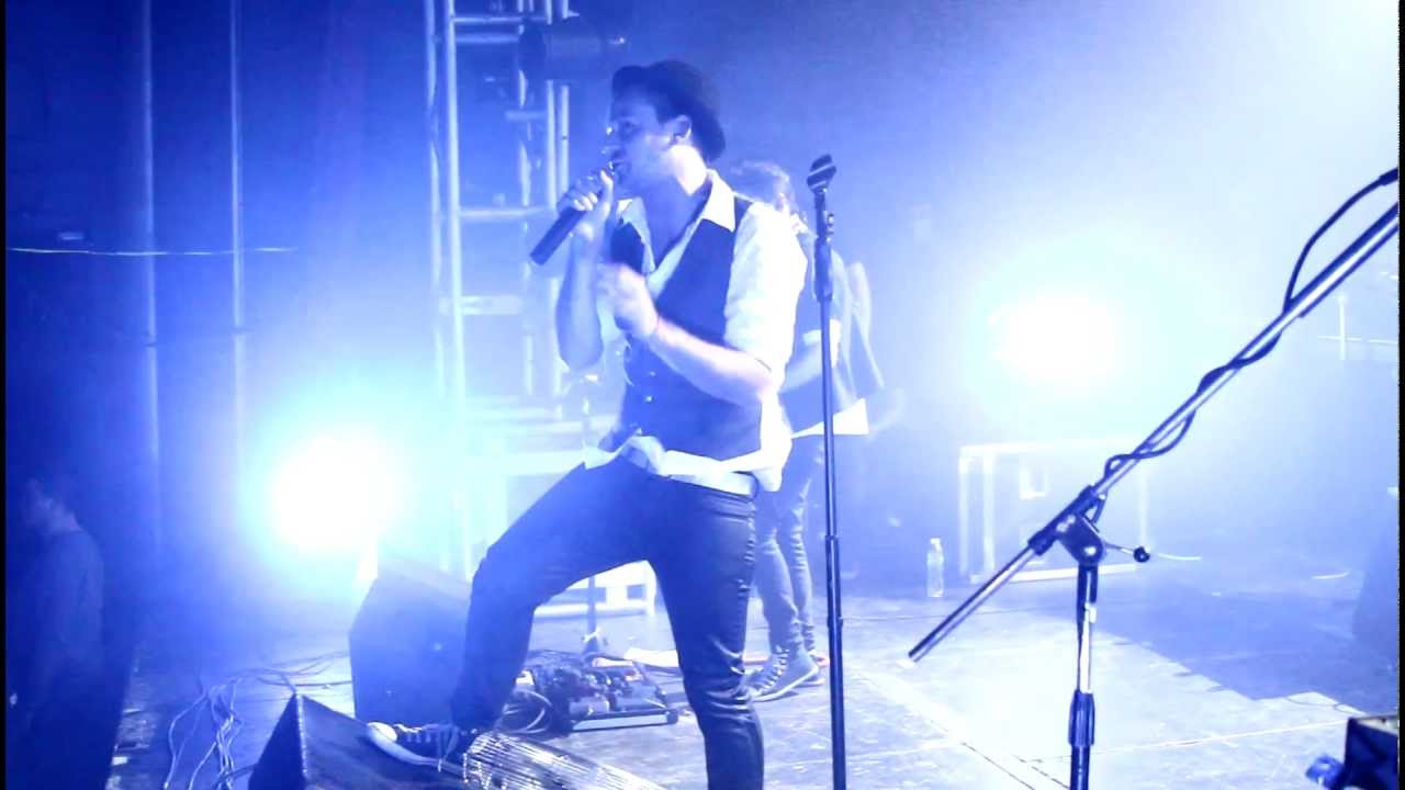 TAN BIONICA - Petalos - Teatro Colegiales.