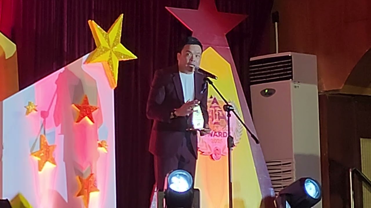 Emil Sumangil, pinarangalang 