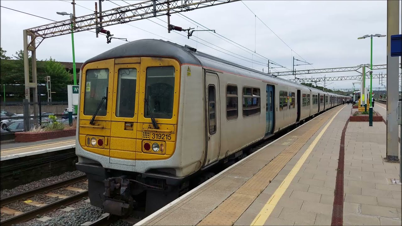*THROWBACK* | Journey On LNWR (London Euston to Watford Junction) | Class 319 (319215 + 319220)