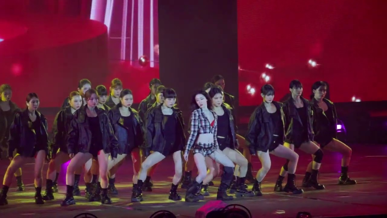 260222 i-dle (아이들) - Red Redemption Shuhua 4K fancam [Syncopation]