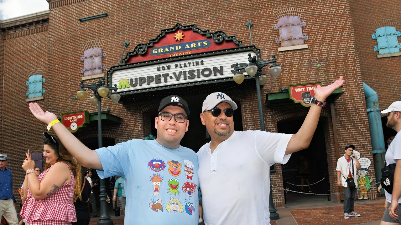 Muppet*Vision 3D Closing Day Festivities & Celebration | Insane Muppets Courtyard Reactions