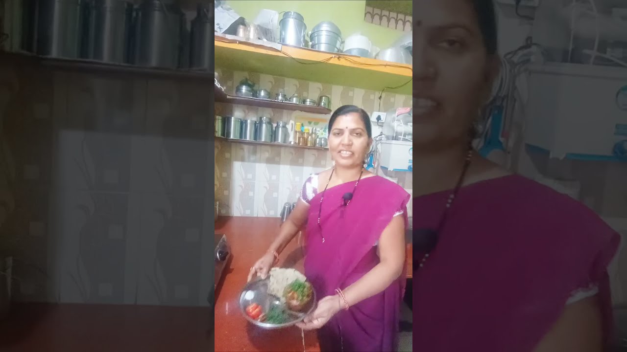 सोप्या पद्धतीने उमळलेली मेथीची चटणी चविष्ट बनवा रविवारी ढाबावर  जशी मिळते तशीच