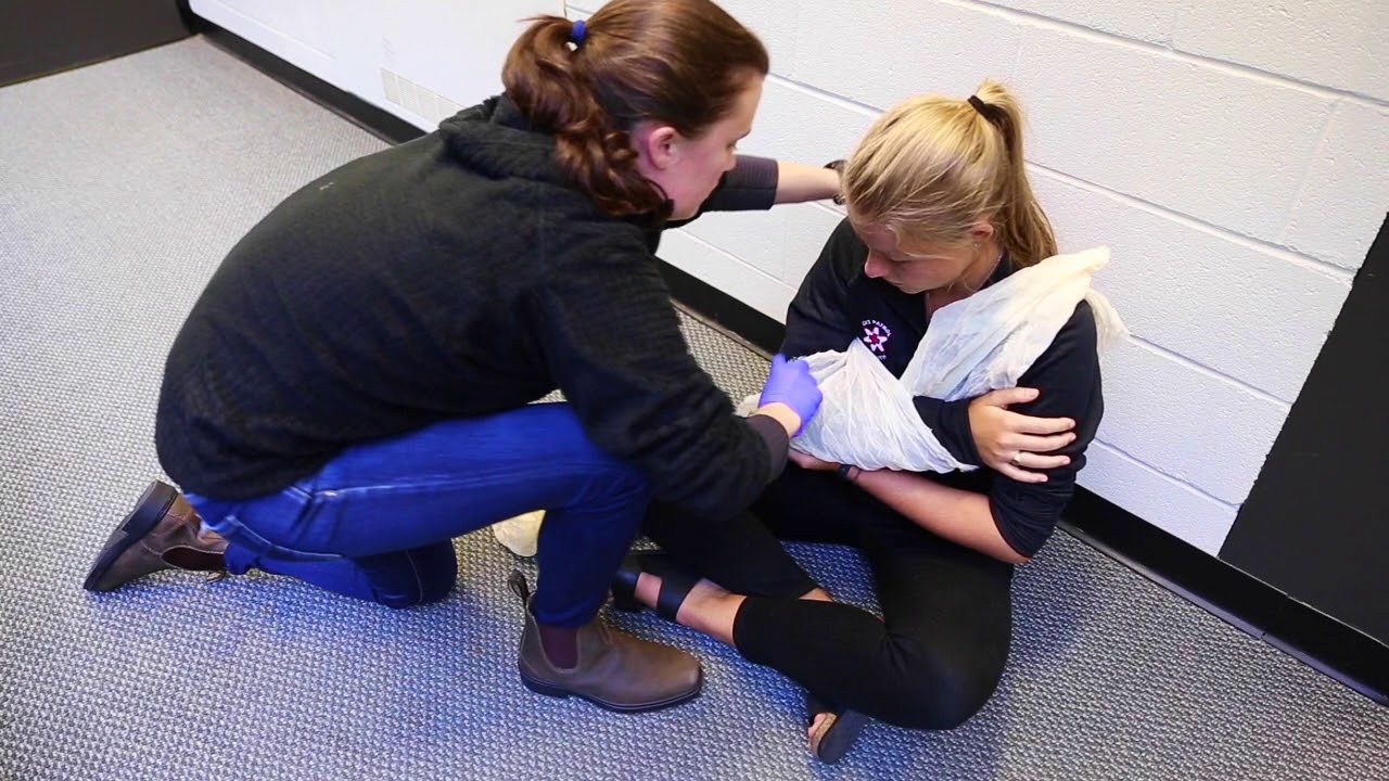 OEC Skill: Clavicle Sling