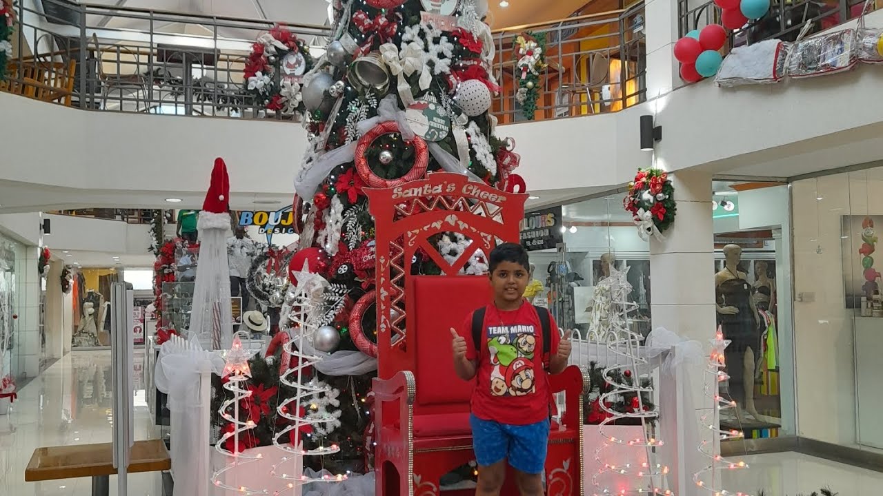 Rodney Bay Mall St Lucia- Christmas things