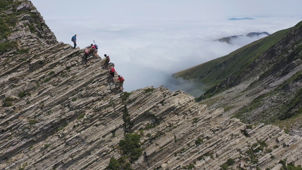 Vidéo aérienne du passage de la crête de Zazpigain (21-07-2019)