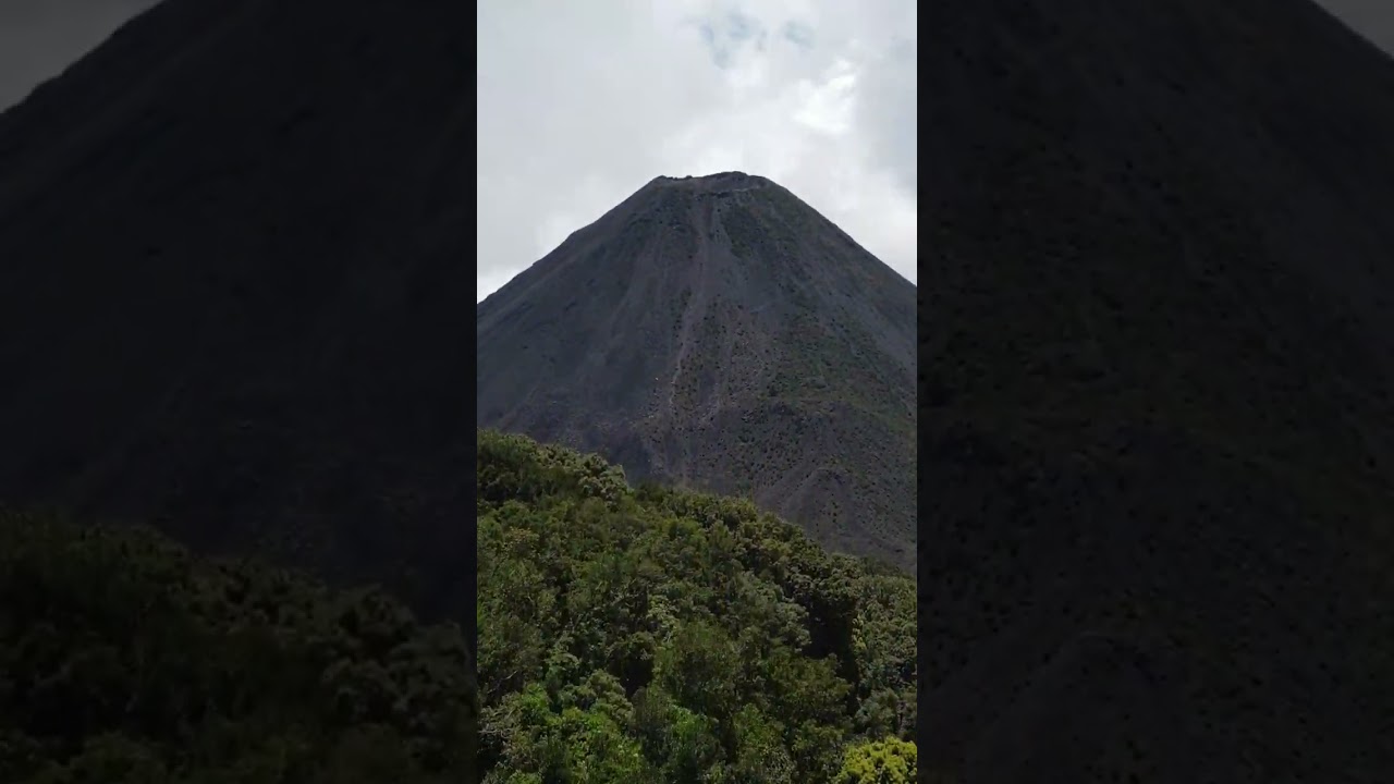 Volc&aacute;n de Izalco, Sonsonate, El Salvador. #elsavador #elsalavador4k #ElSalvadorImpresionante