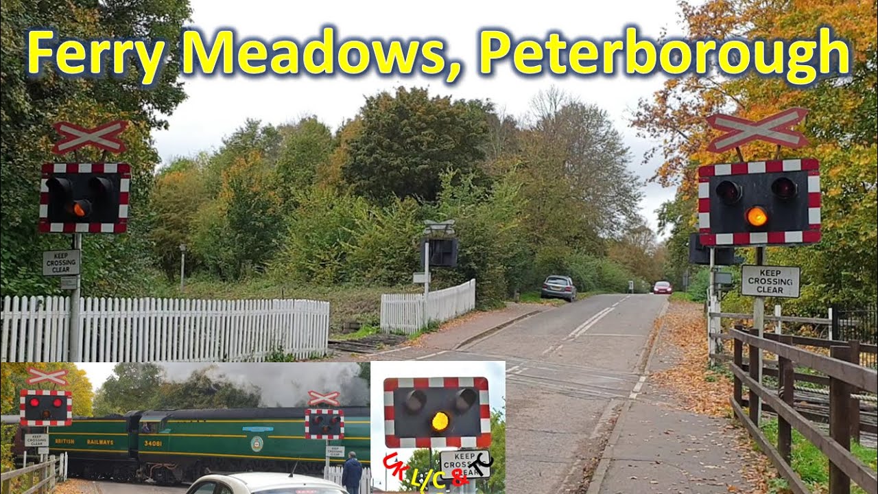 (Rare Open Level Crossing) Ferry Meadows Level Crossing, Peterborough, Cambridgeshire