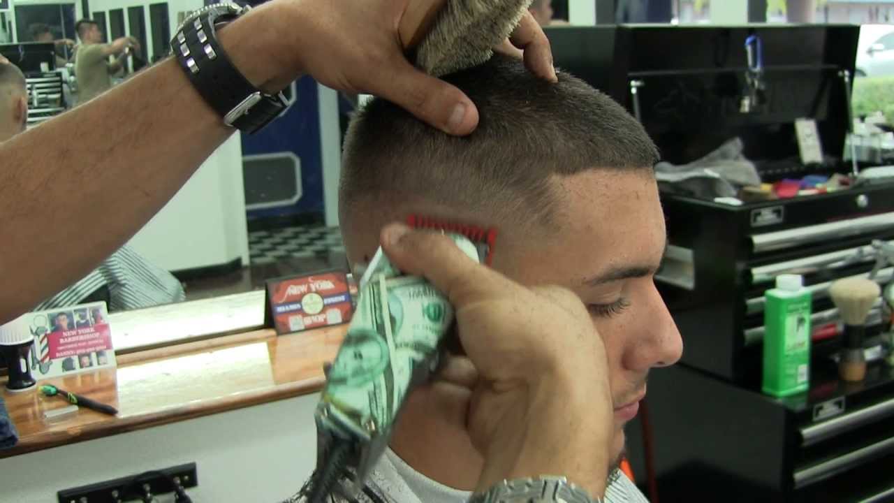 New York Barber Shop- Skin Fade (@dizzomac)