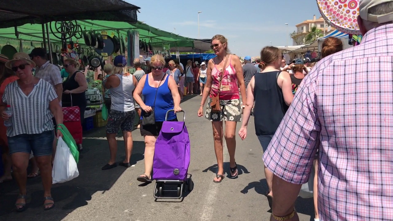 Farmer's market on Saturdays, Playa Flamenca, Orihuela Costa (Alicante)