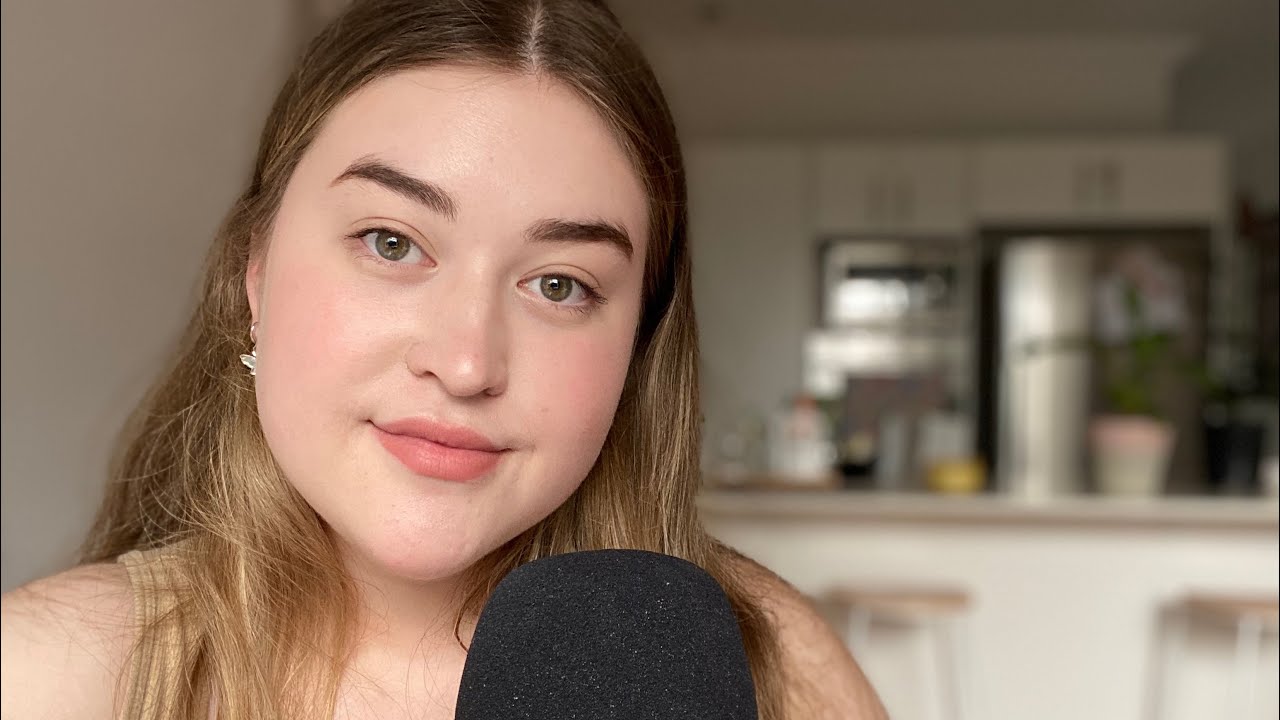 ASMR | Aussie ASMRtist Teaches You Australian Slang (Whispering)