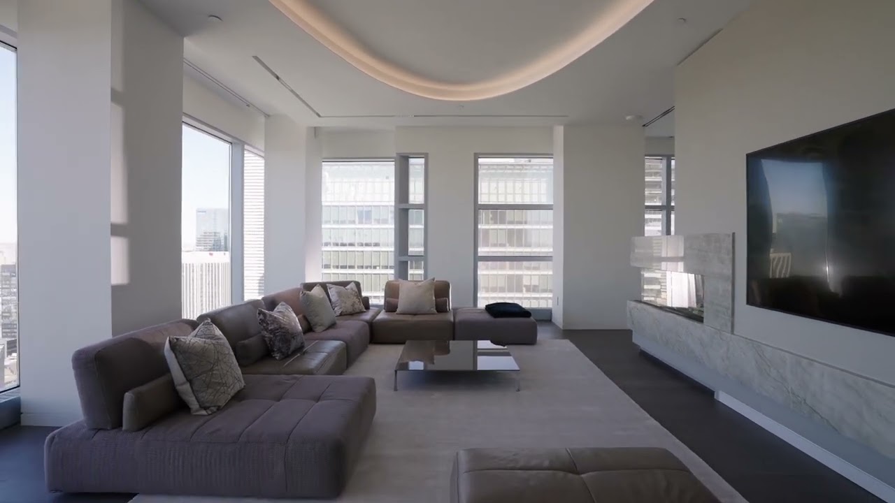 183 Wellington Street West suite 4602/03