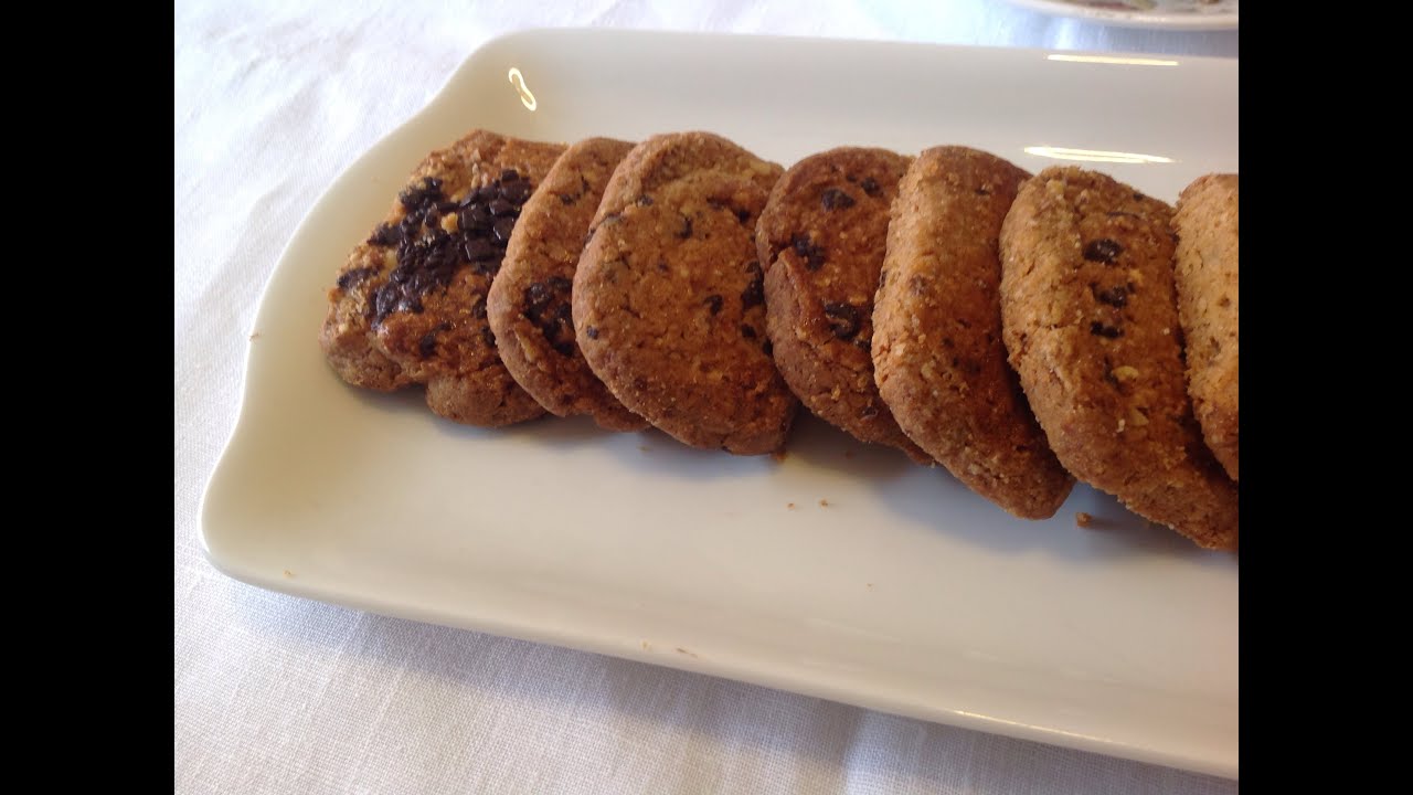 Biscotti integrali 5 cereali, con nocciole, mandorle e cioccolato Chef Stefano Barbato
