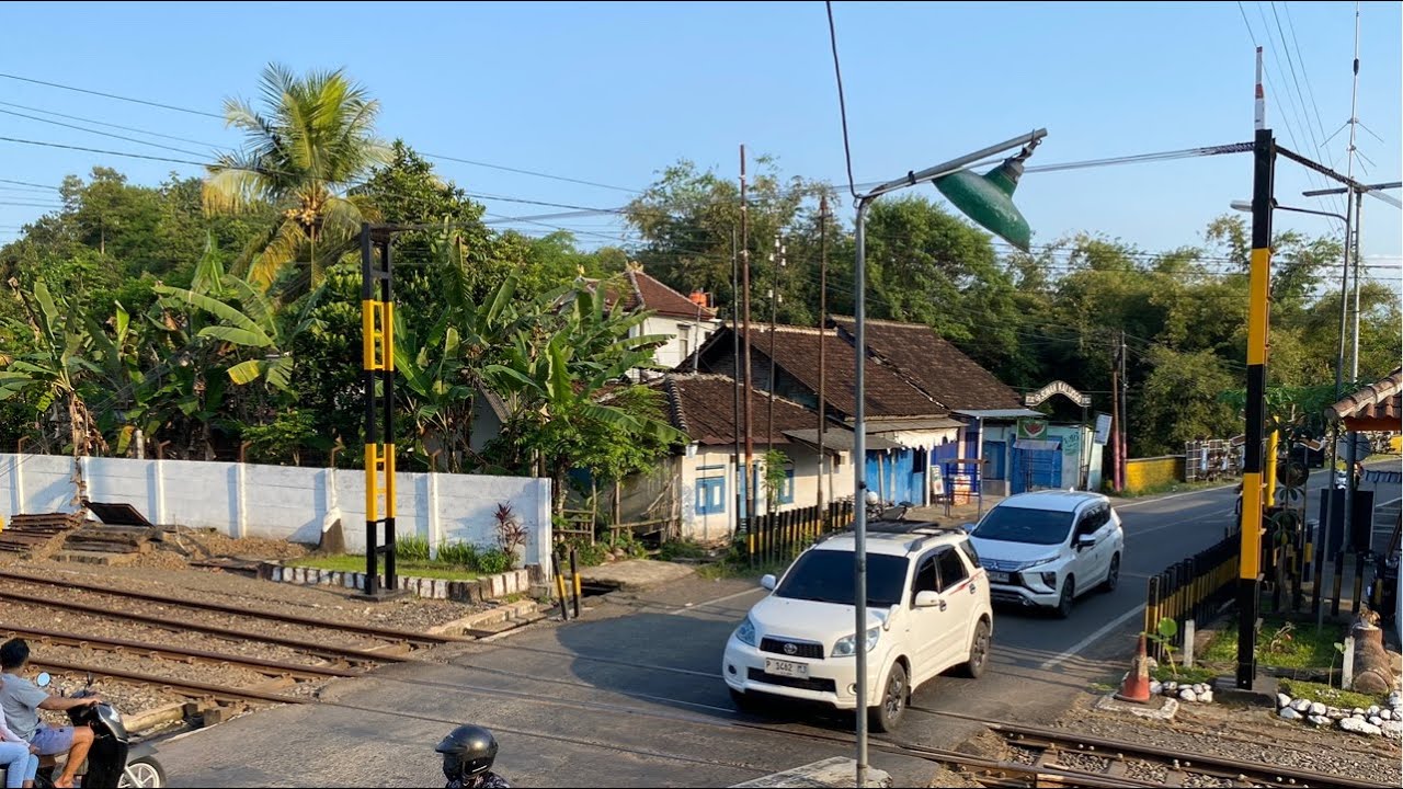 LIVE 🔴 Hunting Kereta Api di Stasiun Temuguruh Sempu