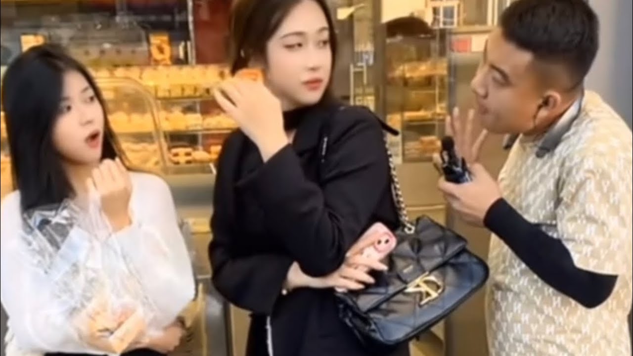 元帅户外搞笑撩闺蜜