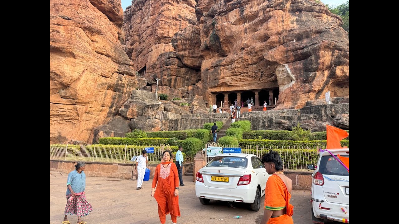 Badami Cave Temples, Karnataka / Badami a World Heritage Site / Badami Caves History in Hindi