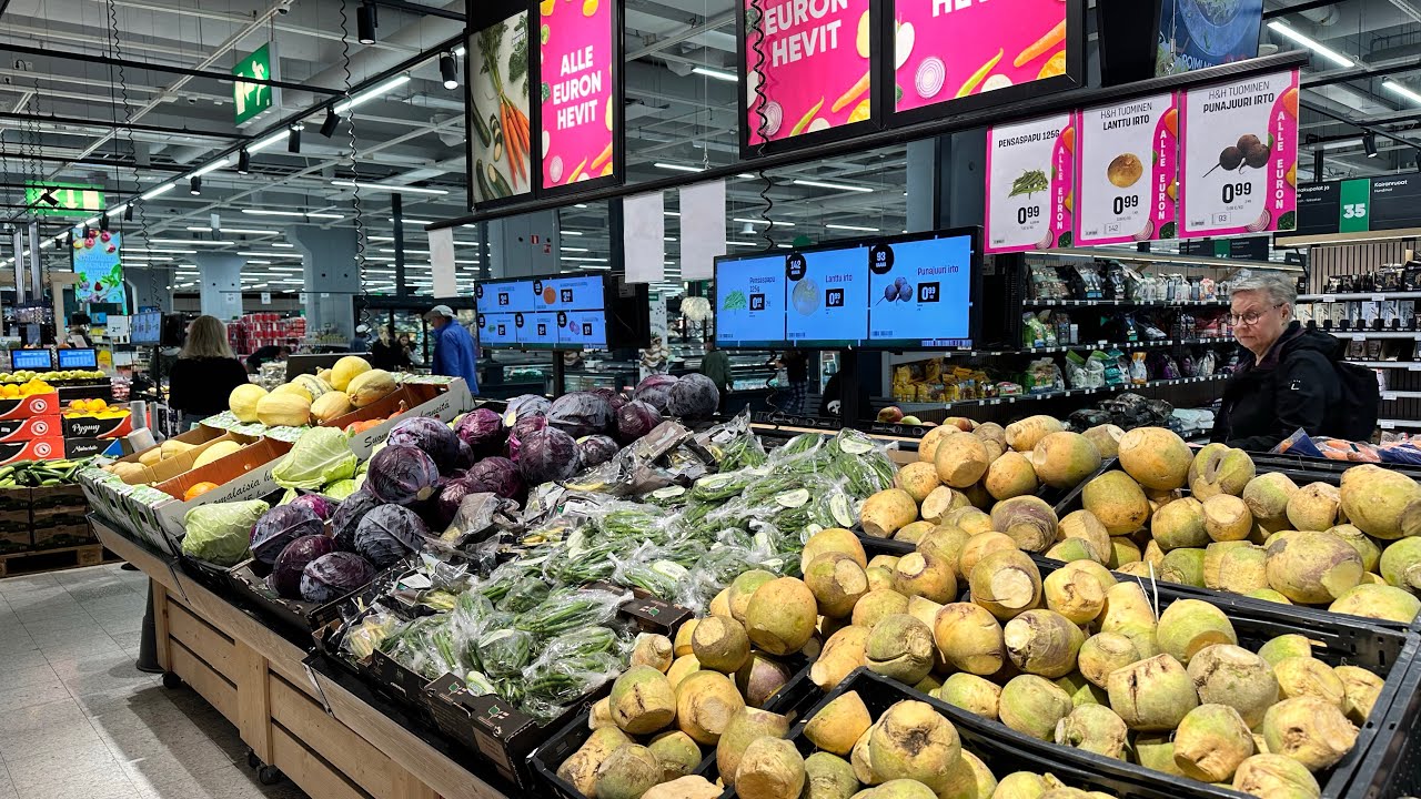 Exploring Prisma Store in Helsinki Finland| Finland Biggest Shop| Tips for Student Shopping