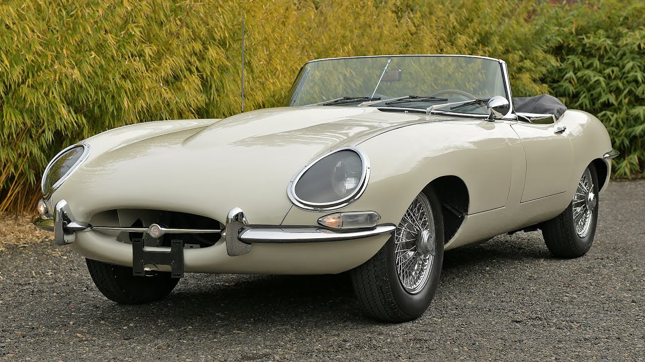1966 Jaguar Series 1 E-Type - Test Drive