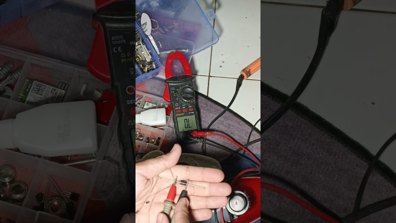Memperbaiki Mesin Pijat Dolphin Infrared Massager