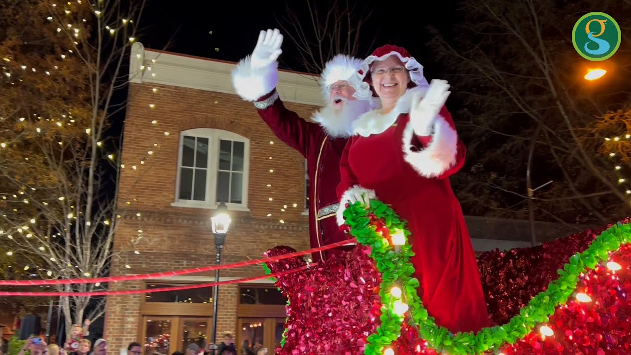 Greenville Poinsettia Christmas Parade | 2021