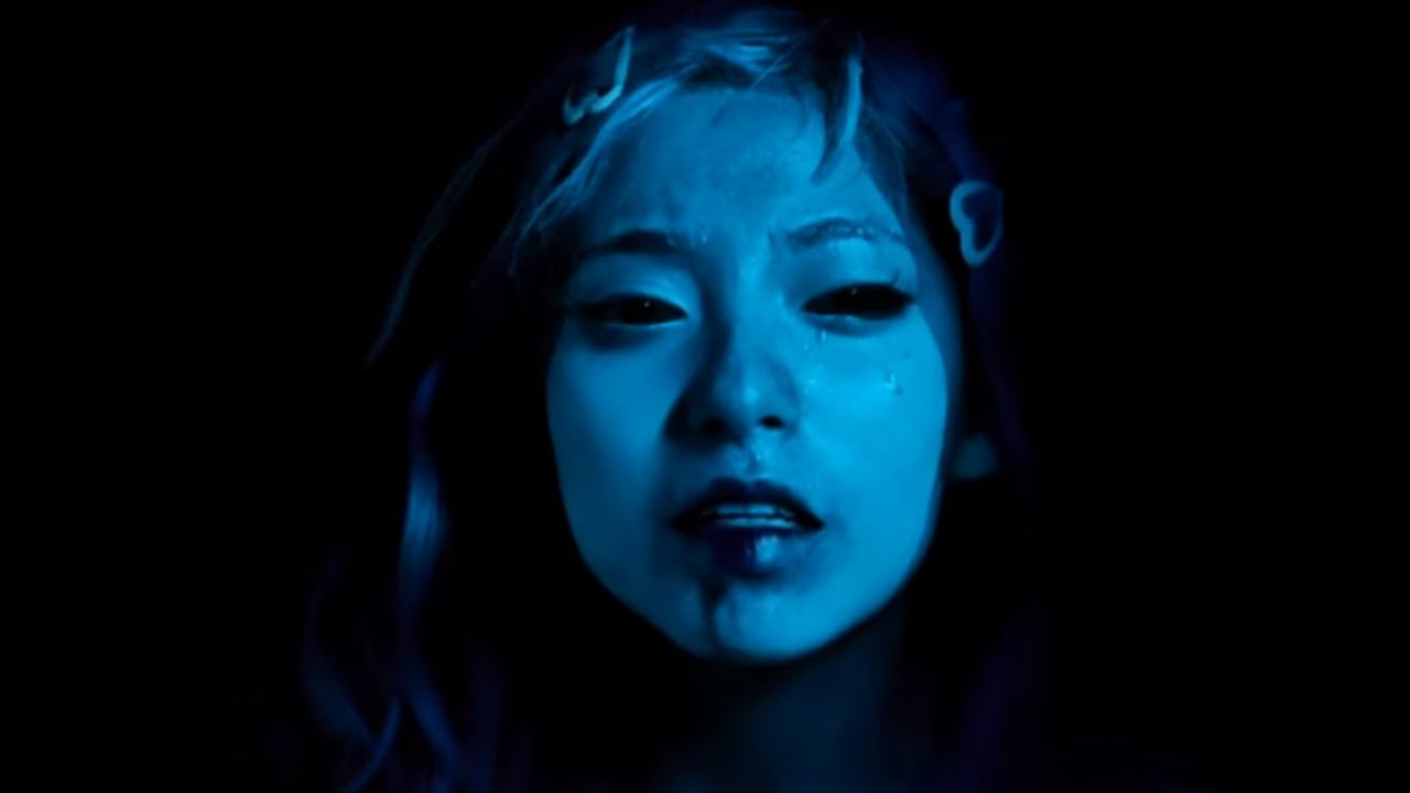 Loli Trash - ℂ𝕪𝕓𝕖𝕣𝕤𝕚𝕔𝕜 (Video Oficial)