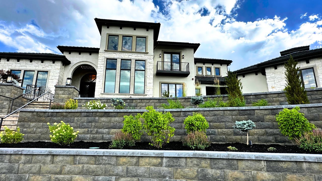 SALT LAKE PARADE OF HOMES 2023  Touring the Salt Lake Parade of Homes 2023
