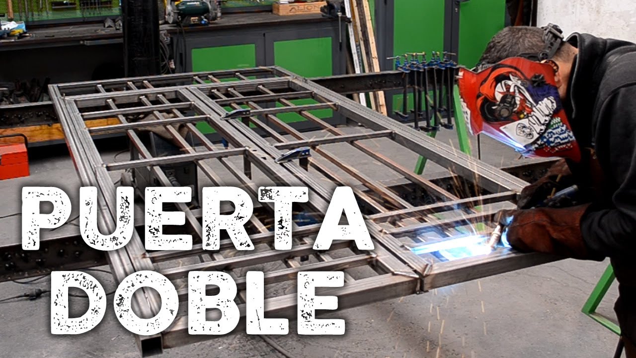 PUERTA DOBLE EN HIERRO
