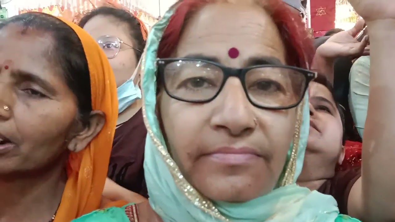 भजन अच्छा लगे शेयर🔁 और चैनल को सब्सक्राइब🔔जरूर करें, ताकि ऐसे ही और भी सुंदर भजन आप तक पहुँचते रहें।