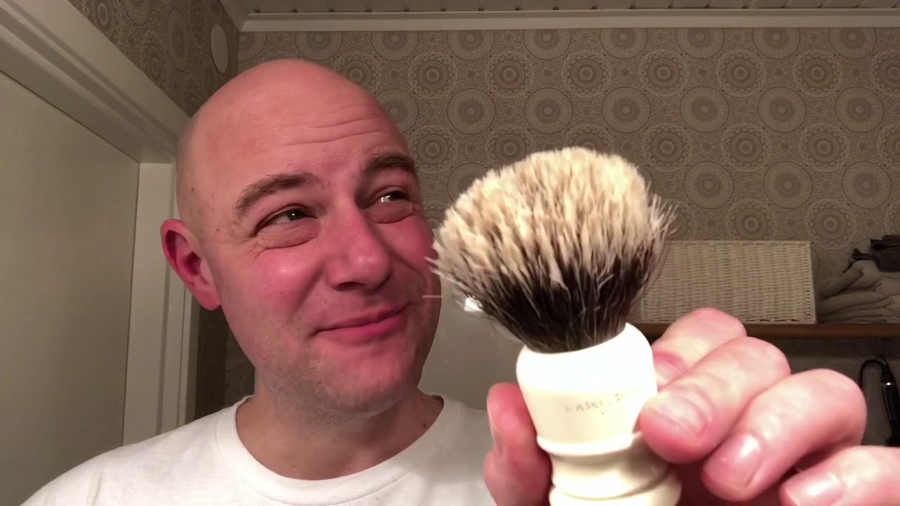 What I would buy if I started straight razor shaving today.
