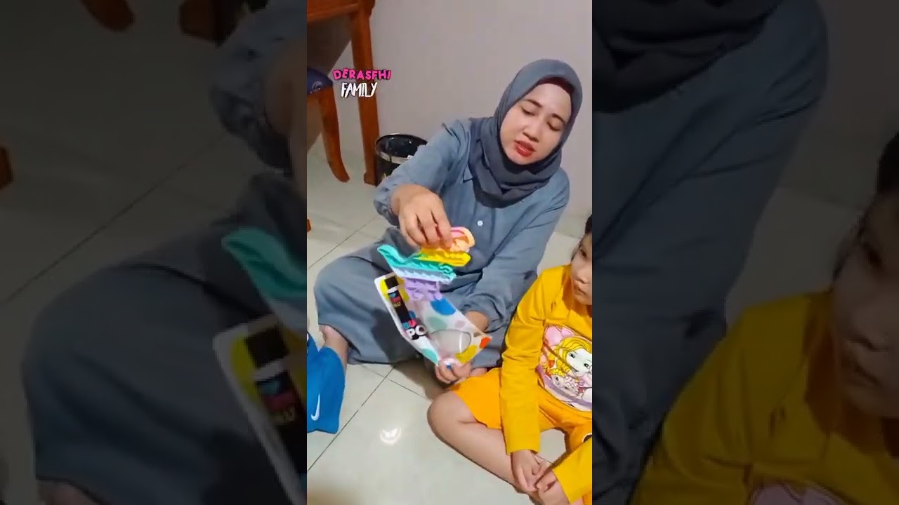Berburu Pop it di Alfamart, Main Pop it Karakter Lucu, Pop it Viral | derasfhi family #shorts