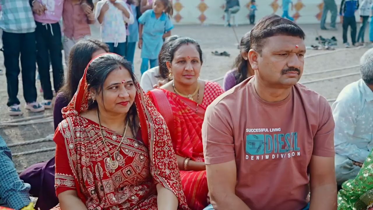 સમસ્ત દાણીધારીયા સાધુ પરિવાર (ખાખરીયા)ના સમાધિસ્થ ચેતનાઓના સ્મરણાર્થે સાધુ મિલન, વિષ્ણુ મંડપ.