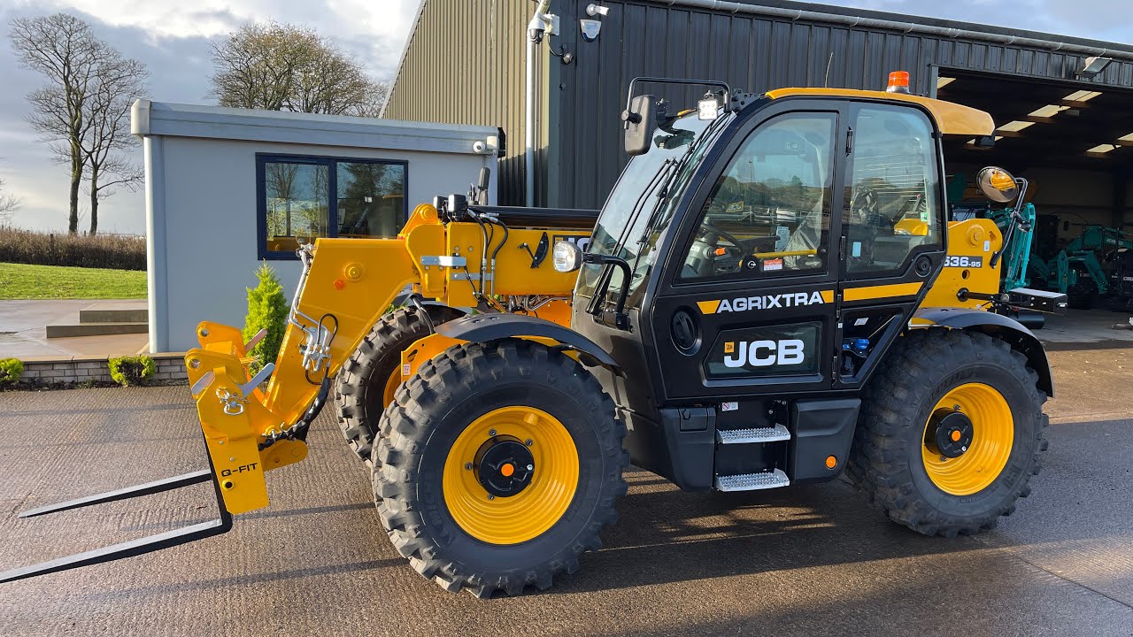 JCB 536-95 AGRI XTRA TELEHANDLER for sale. Year 2022, only 50 hours.