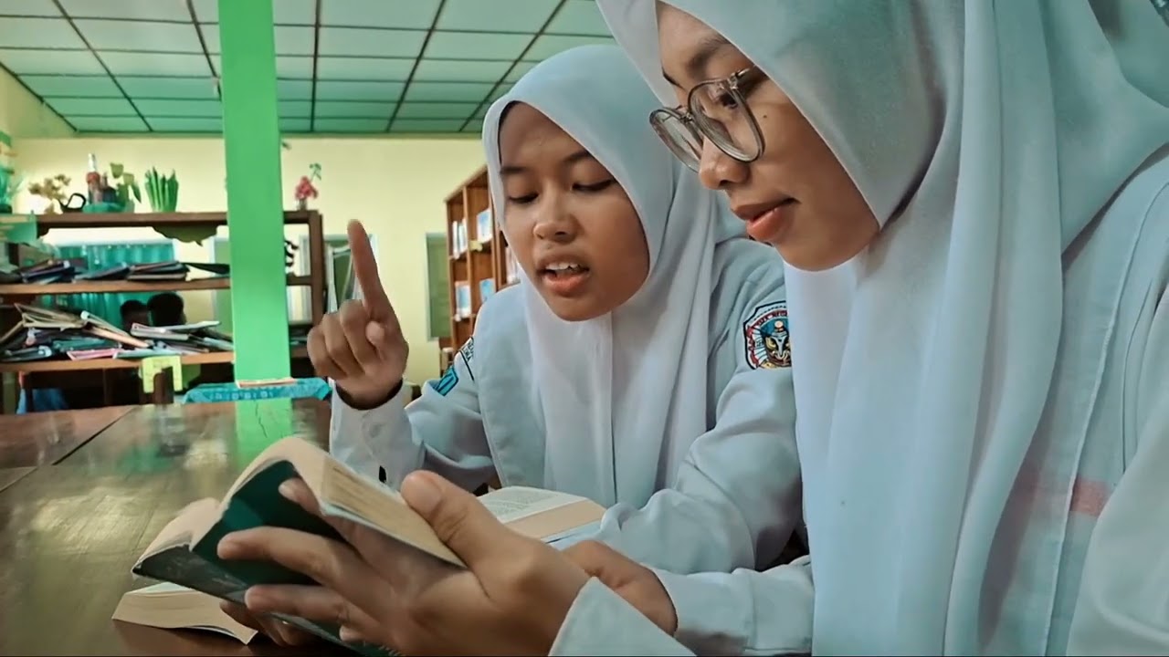 PERPUSTAKAAN SMADA