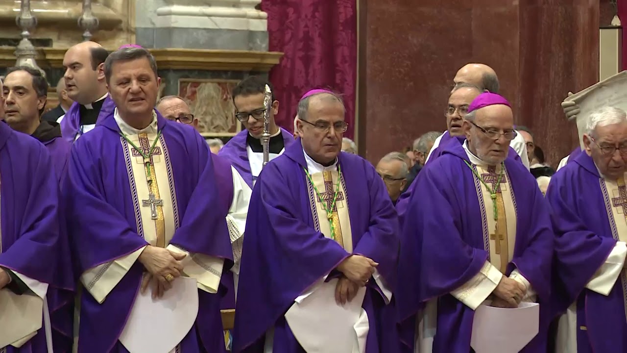 Il-funeral tal-Isqof Silvestru Magro