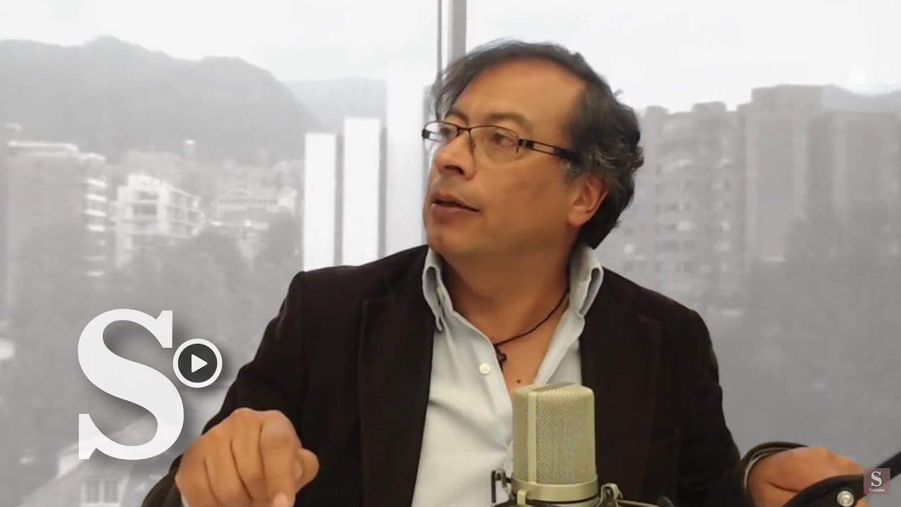 Petro y su primera decisión como presidente sería convocar un referendo constituyente.