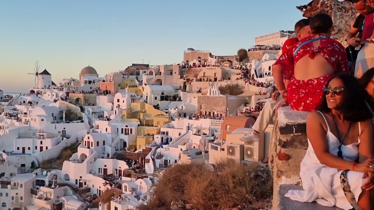 Beautiful sunset in Santorini, Oia castle view