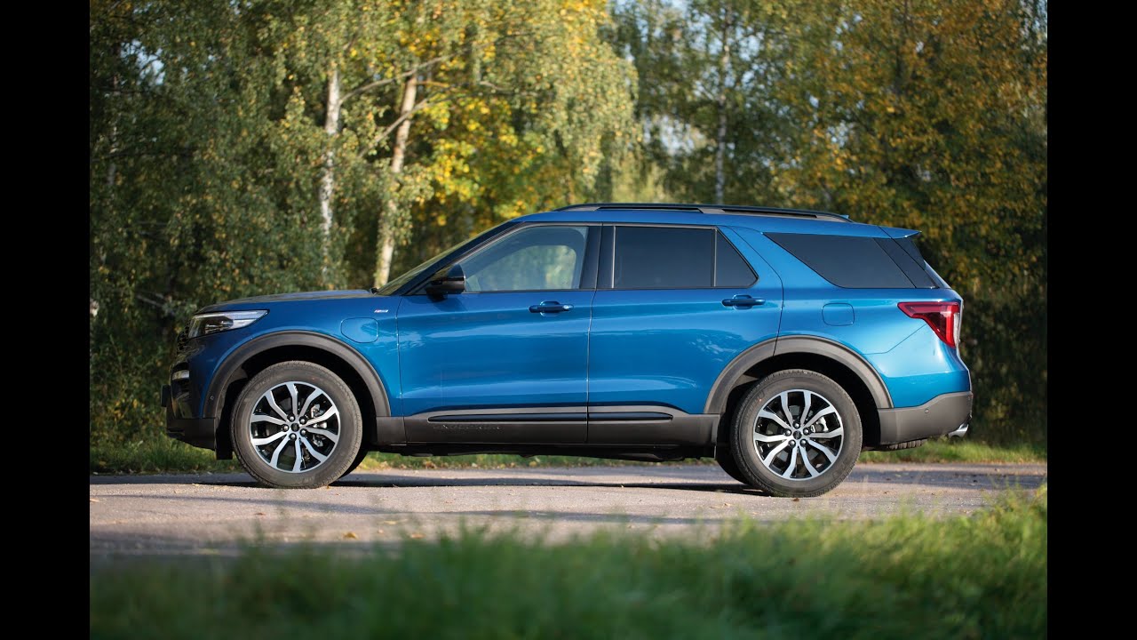 Koeajossa Ford Explorer PHEV (Teknavi 2020)