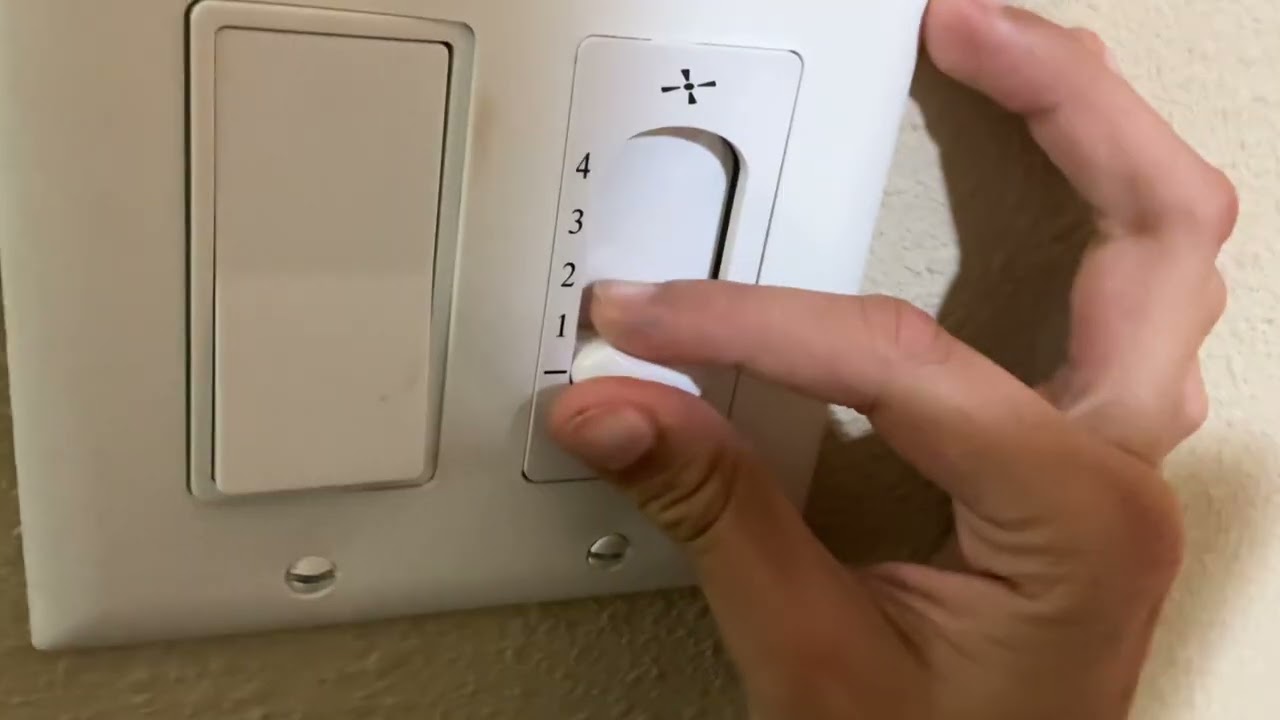 Video of the hotel ac and fan in video again ig lol great cool Camra views!