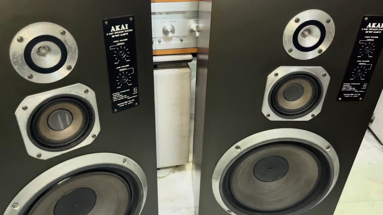 Akai SW-187   3 Way Speaker Price In Hindi 9811204032 / 9717618838 Available For Sale In New Delhi
