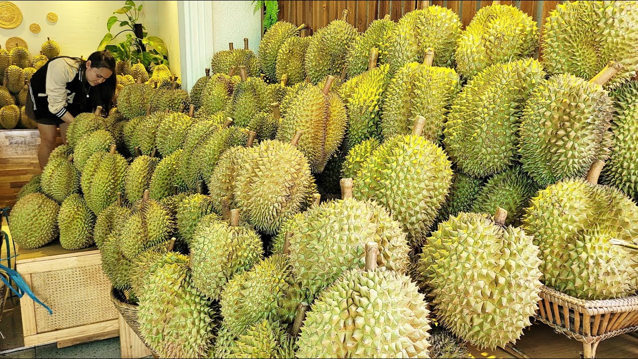 Знаменитый магазин дуриана в Лаосе!!! Удивительный мастер мастерства резки дуриана!!!