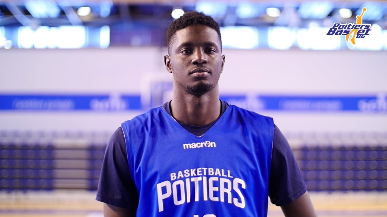 YOUSSOUPHA FALL (2016-2017)