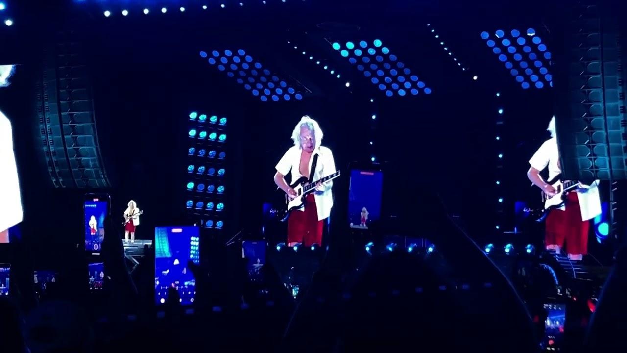 AC/DC - Let There Be Rock + Solo -  Santiago, Chile / Live