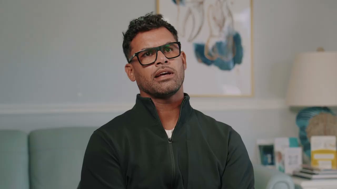 Meet Dr. Hans Almanzar the lead cosmetic dentist in the treasure coast.