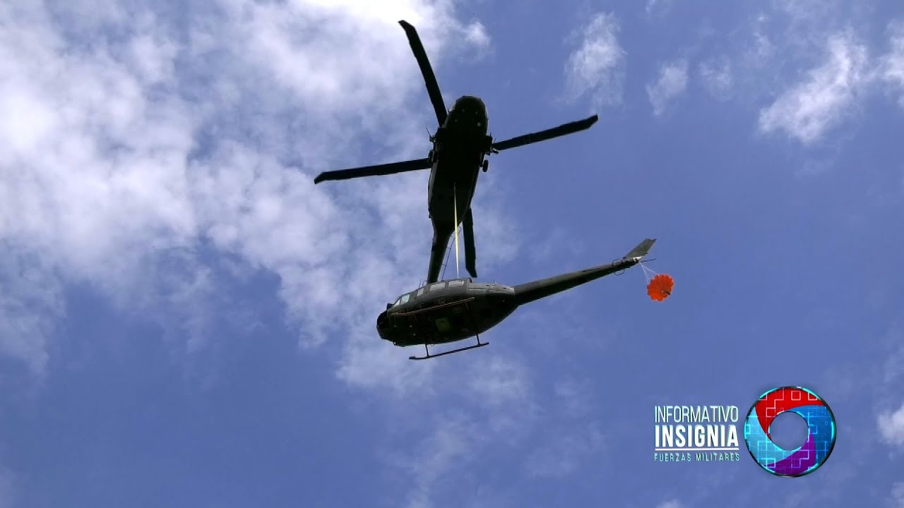 Insólito y riesgoso viaje de un helicóptero Huey II con heridas de batalla