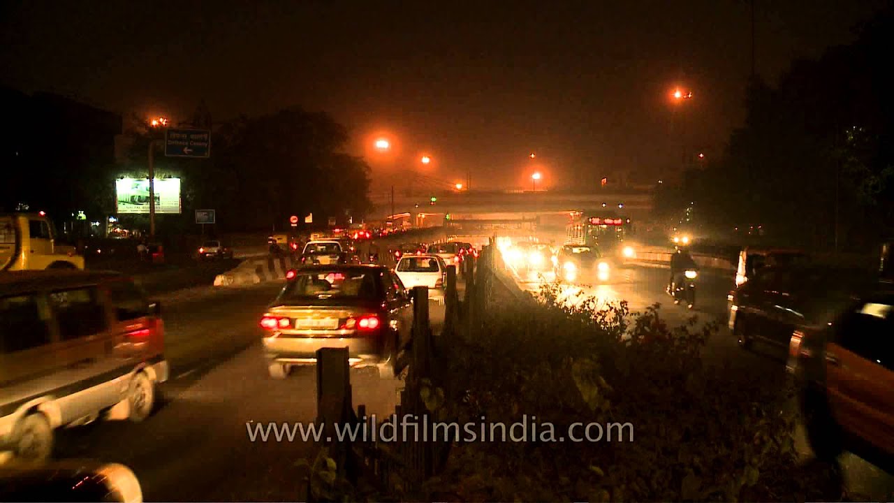 Time lapse of Delhi traffic lighting up the night!