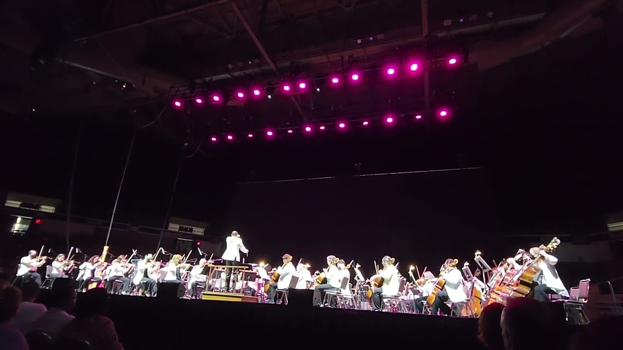 Boston pops esplanade orchestra with damon gupton-can you read my mind/superman/ DCU center