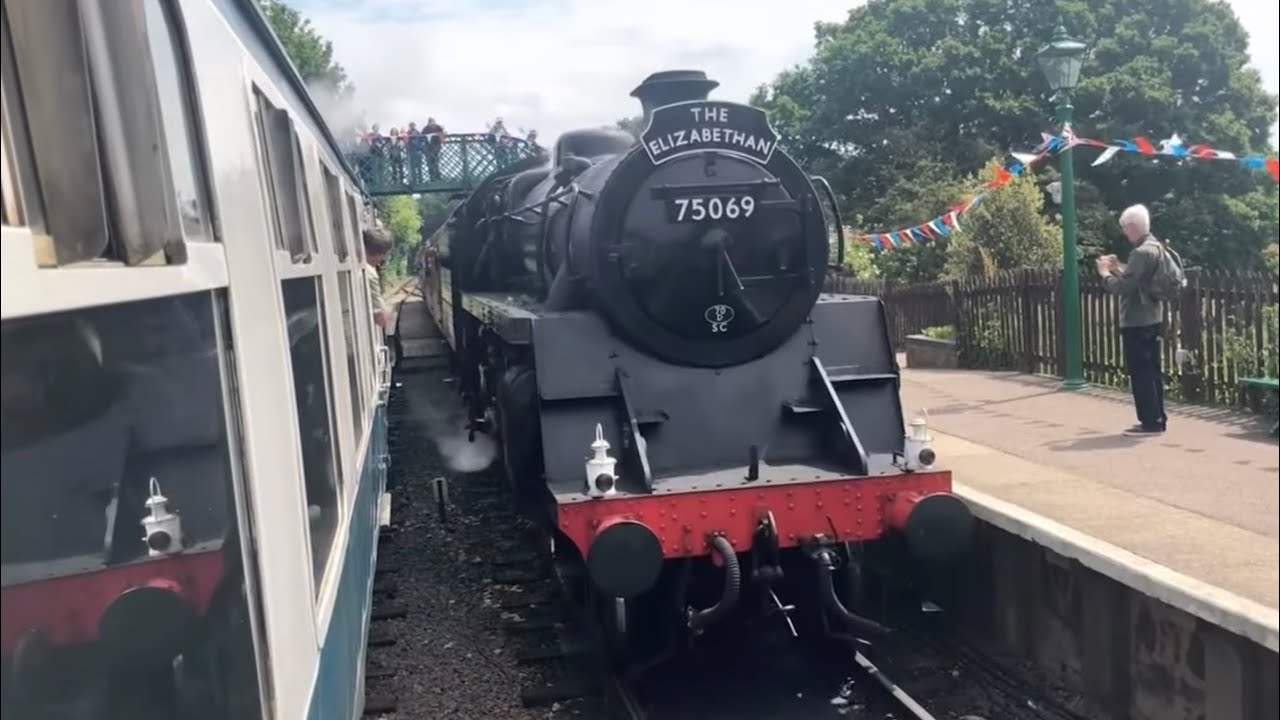 S3 E14: Epping Ongar Railway 10th Anniversary Steam Gala, part 1.
