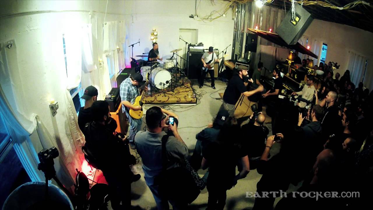 Clutch Earth Rocker: Earth Rocker Live