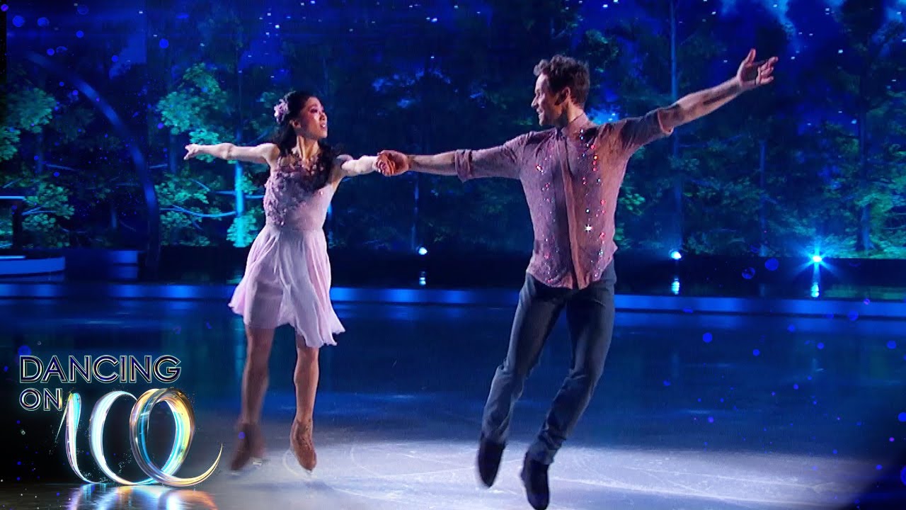 Yebin and Mark treat us to a stunning skate to Clair De Lune ✨ | Dancing on Ice 2021