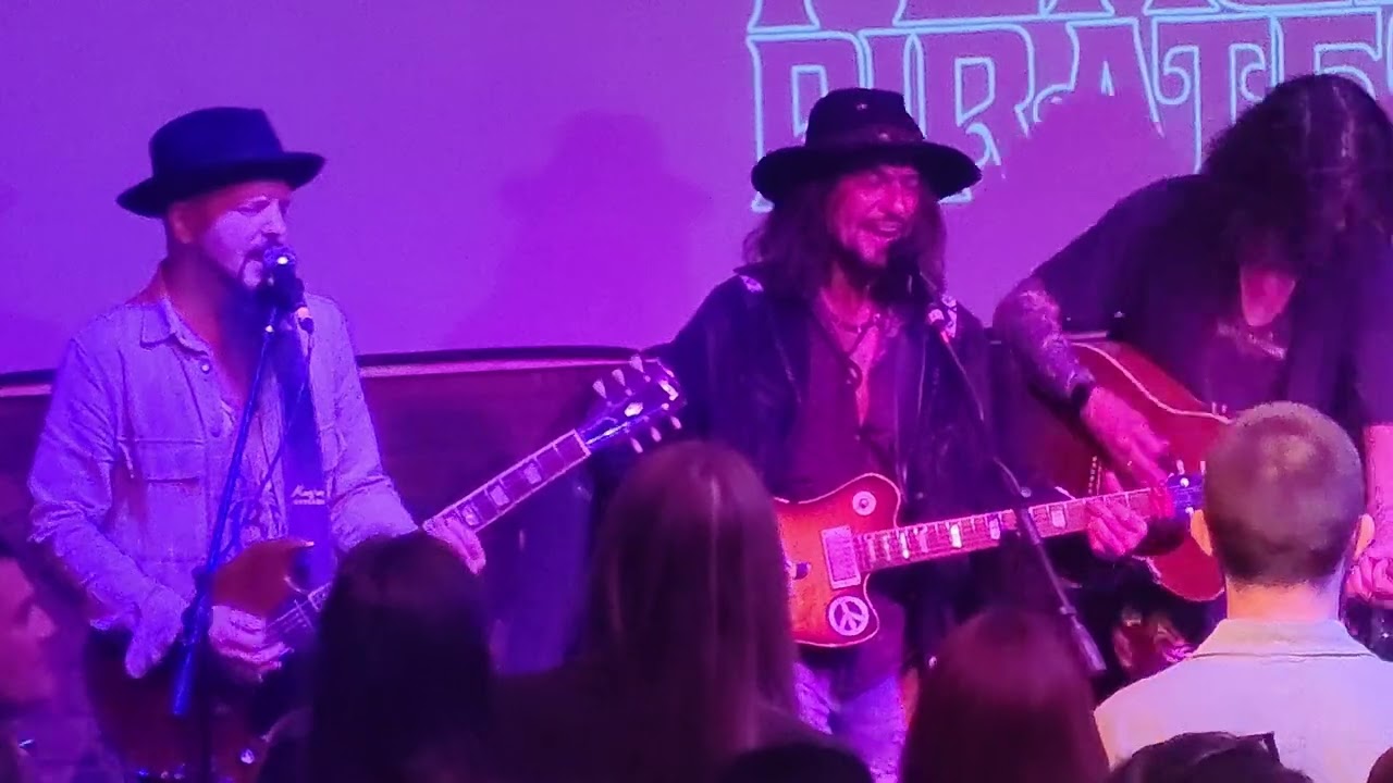 @thepeacepirates Rain . . Handyman/Liverpool 3-5-2025